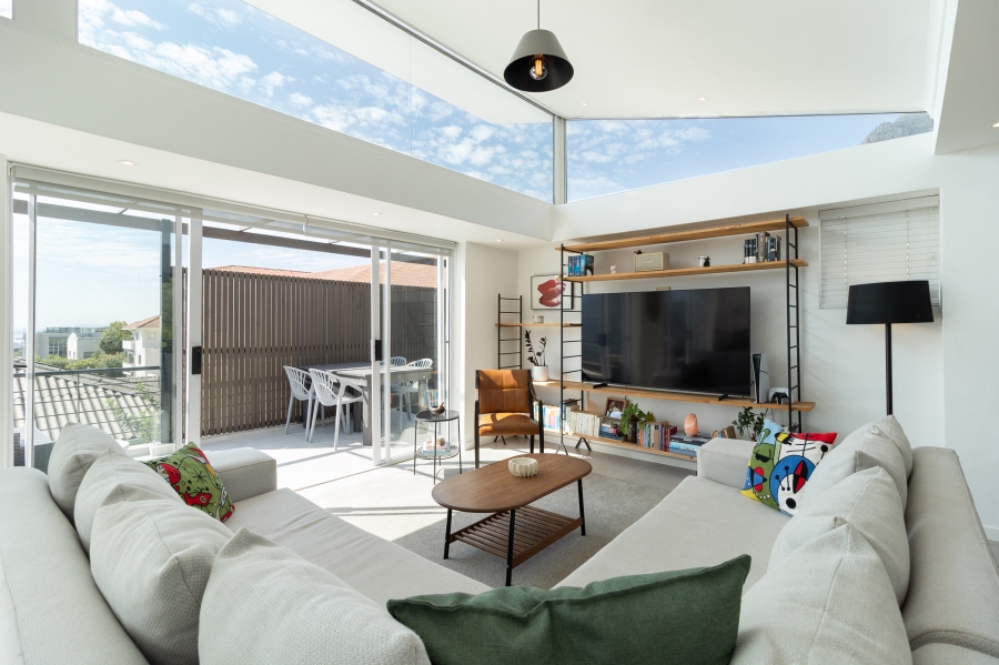 To Let 3 Bedroom Property for Rent in Vredehoek Western Cape